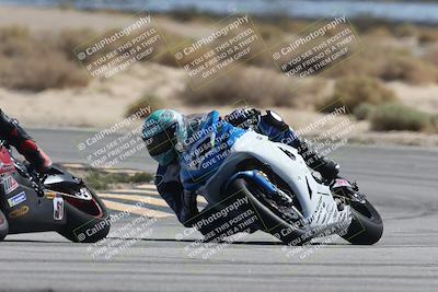 media/Oct-04-2025-CVMA (Sat) [[408bcdd6e4]]/Race 4-Formula Middleweight (Holeshot)/